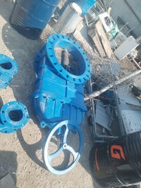 Куплю задвижки бу новые краны шаровые отводы фланцы 