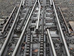 Реализуем ВСП  рельсы, скрепление, стрелочные переводы б/у ЖД Базар