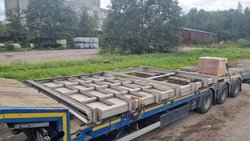 Щитовой затвор 2000х2000 для перекрытия потока воды в каналах и гидротехнических системах